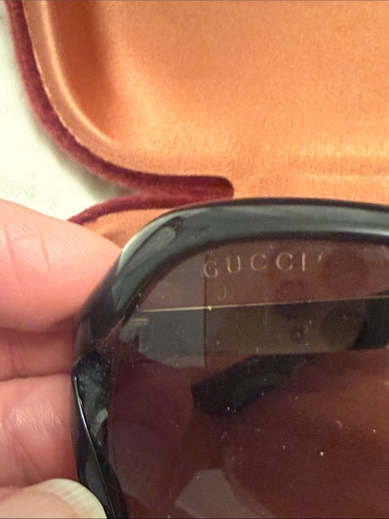 Gucci Black Gradient Round Women\'s Sunglasses
